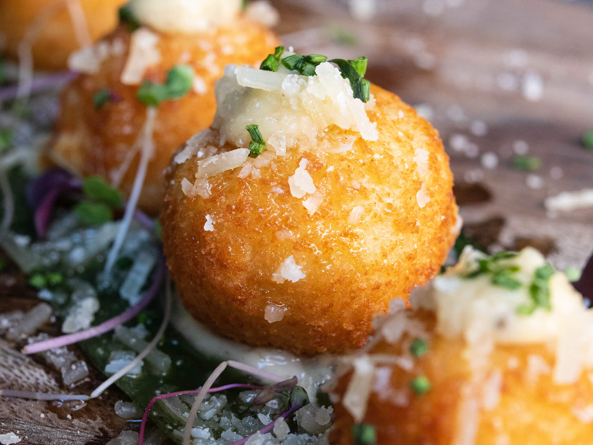 mac n cheese balls