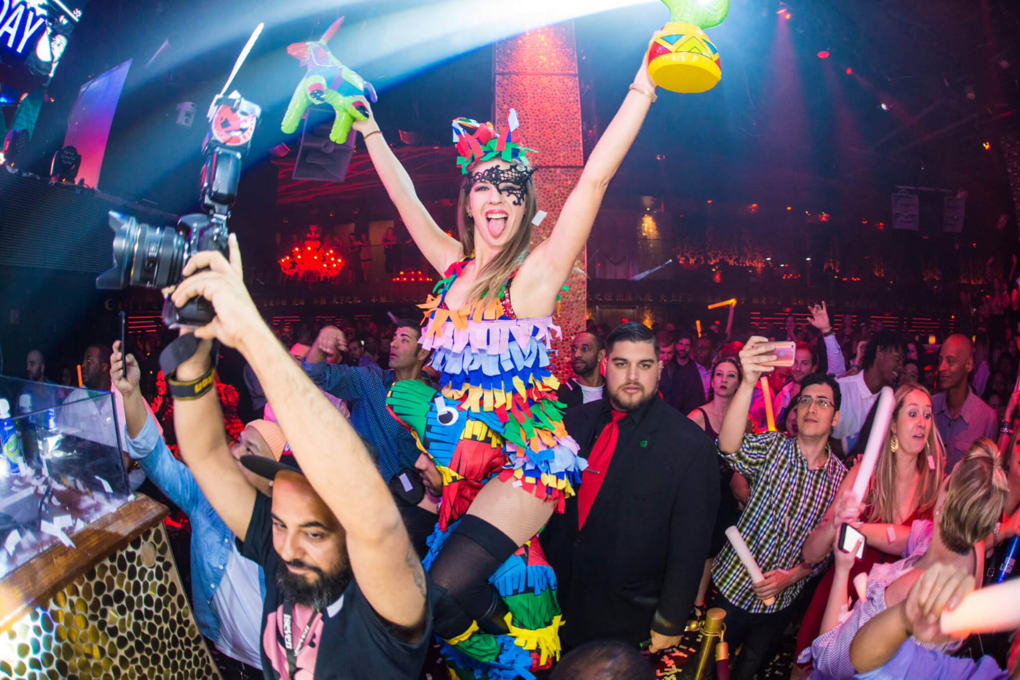 Dress Codes In Las Vegas - Everything You Need To Know - Discotech - The #1  Nightlife App