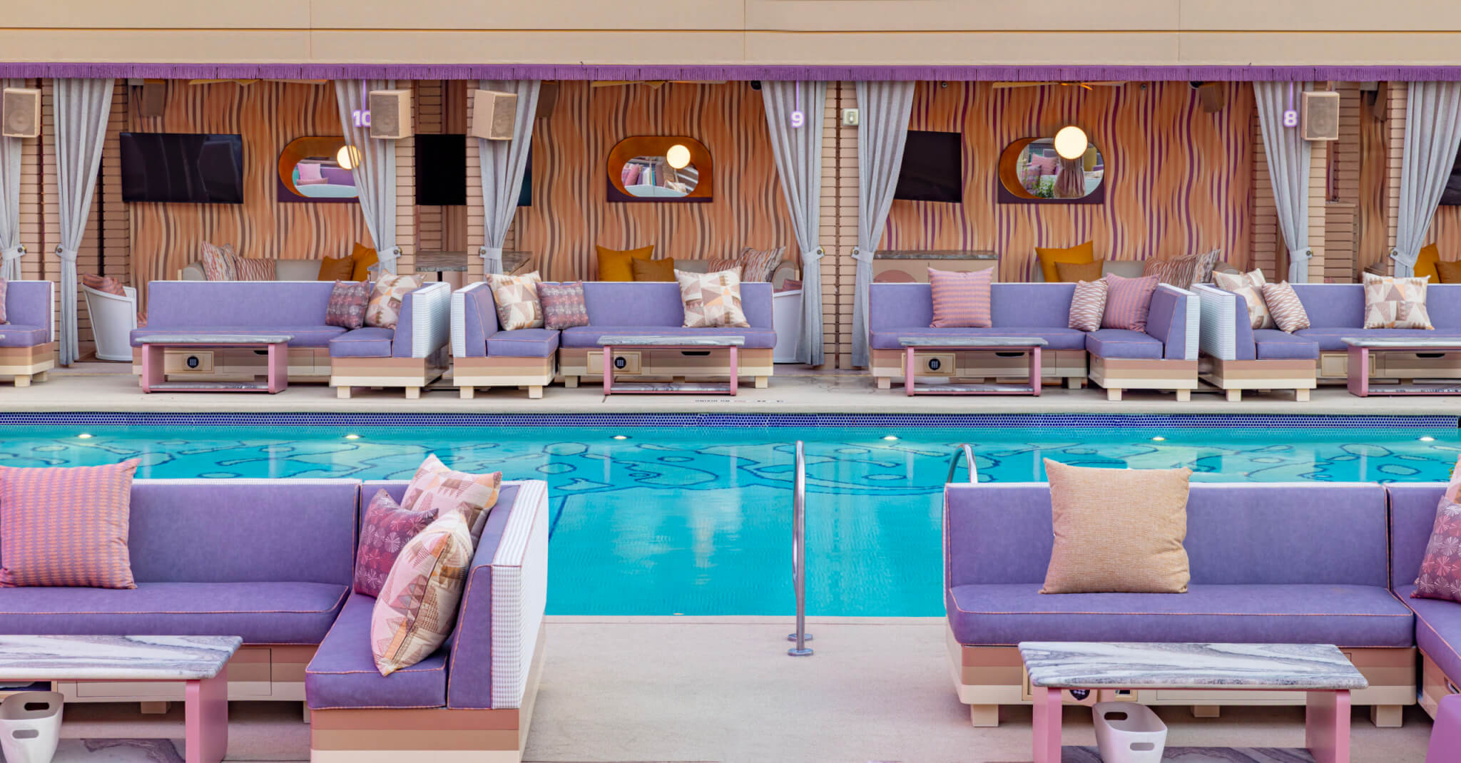 marquee dayclub cabanas