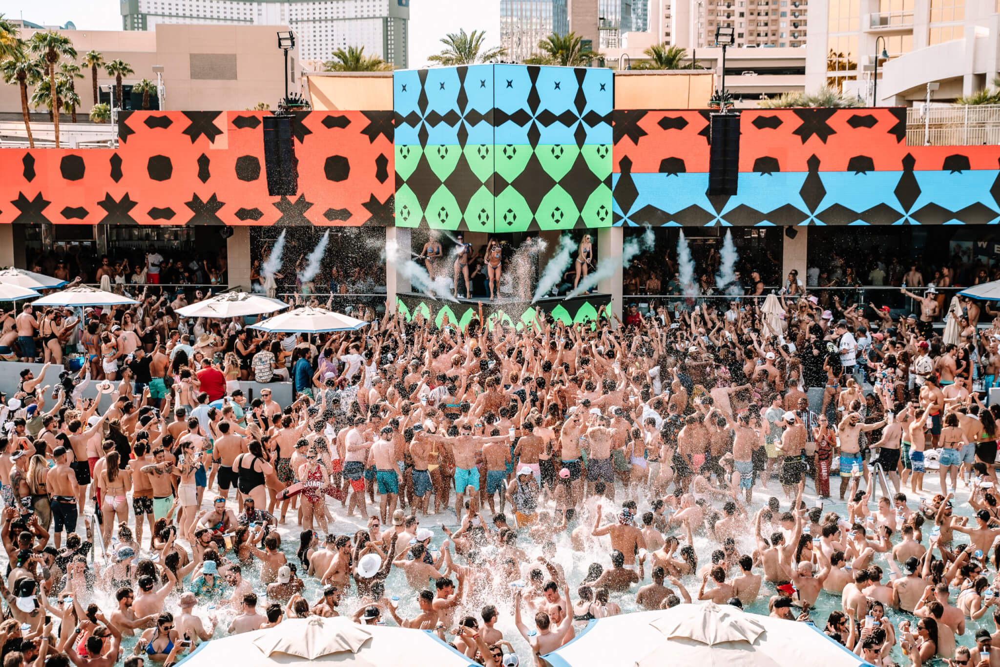 The best pool party in the world! 💦 #HelloSoju #WetRepublic #EDCWeek