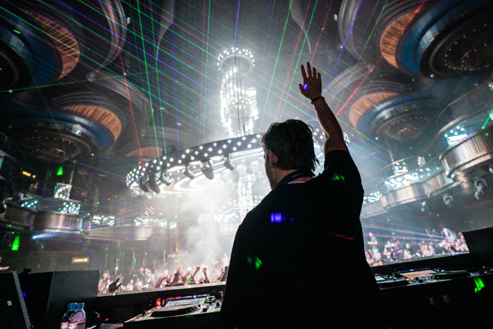 Party Favor Performing at OMNIA