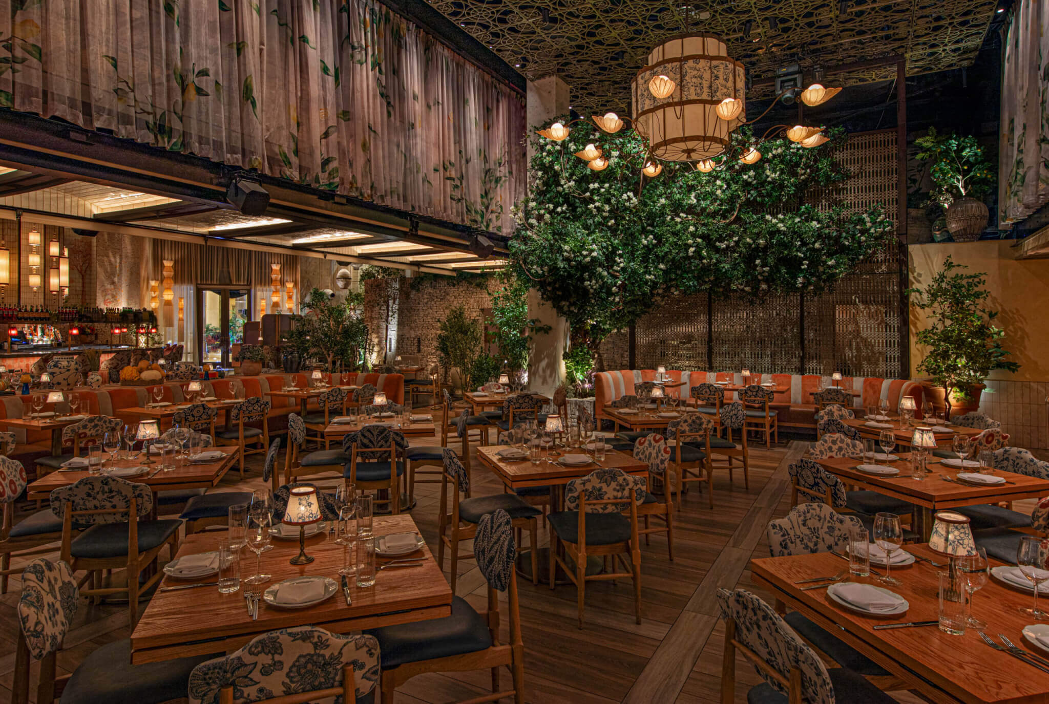 Main Dining Room LAVO