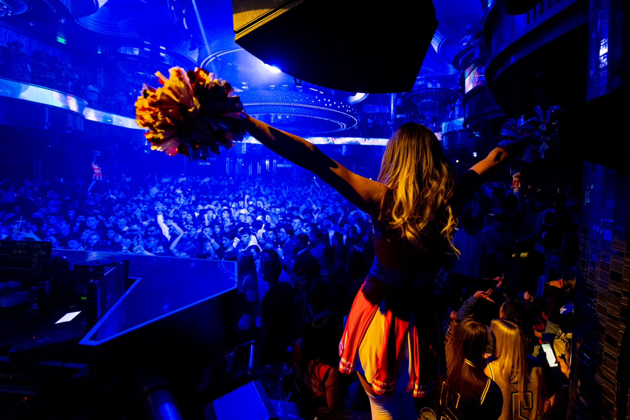 Cheerleader dancer