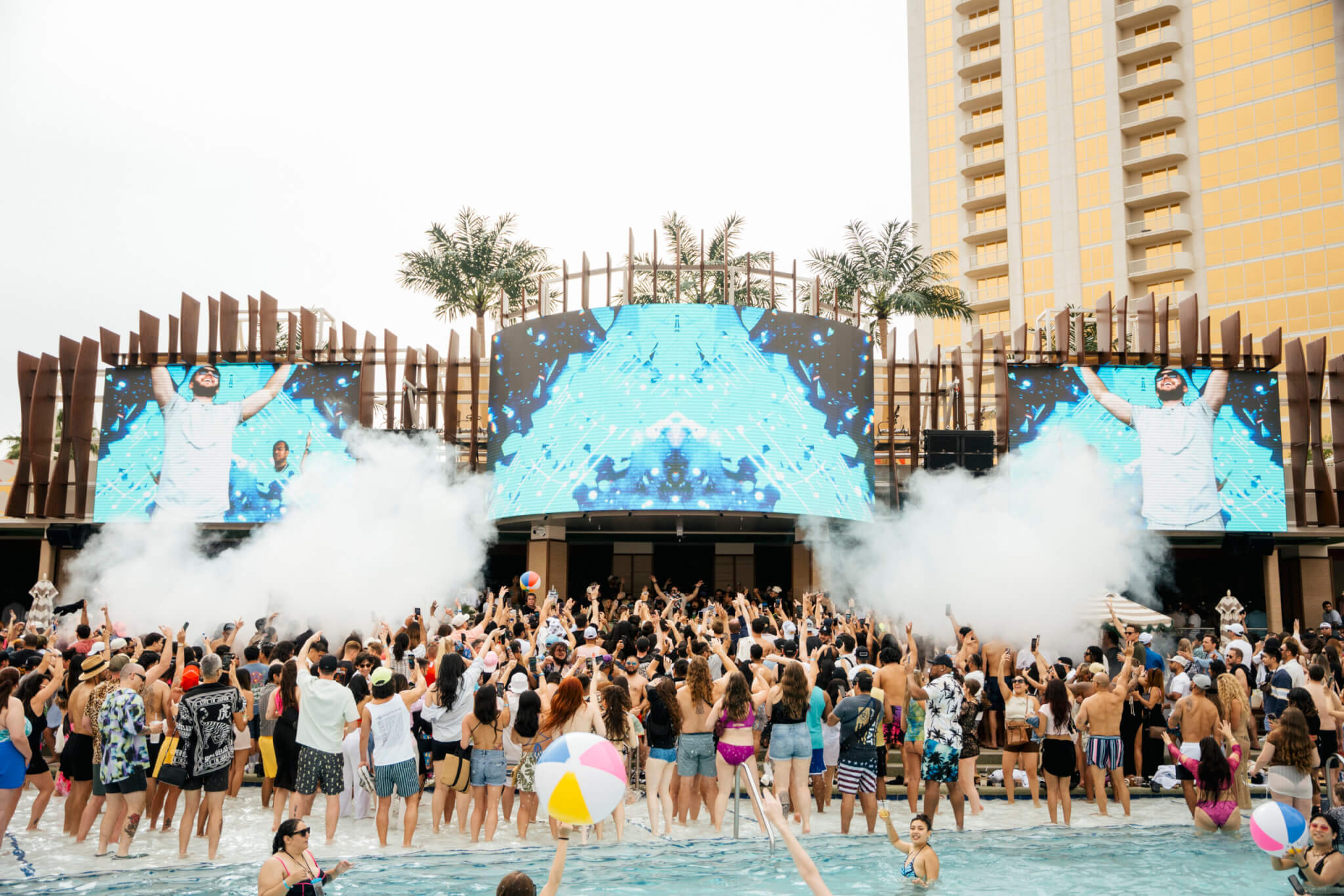 palm tree beach club