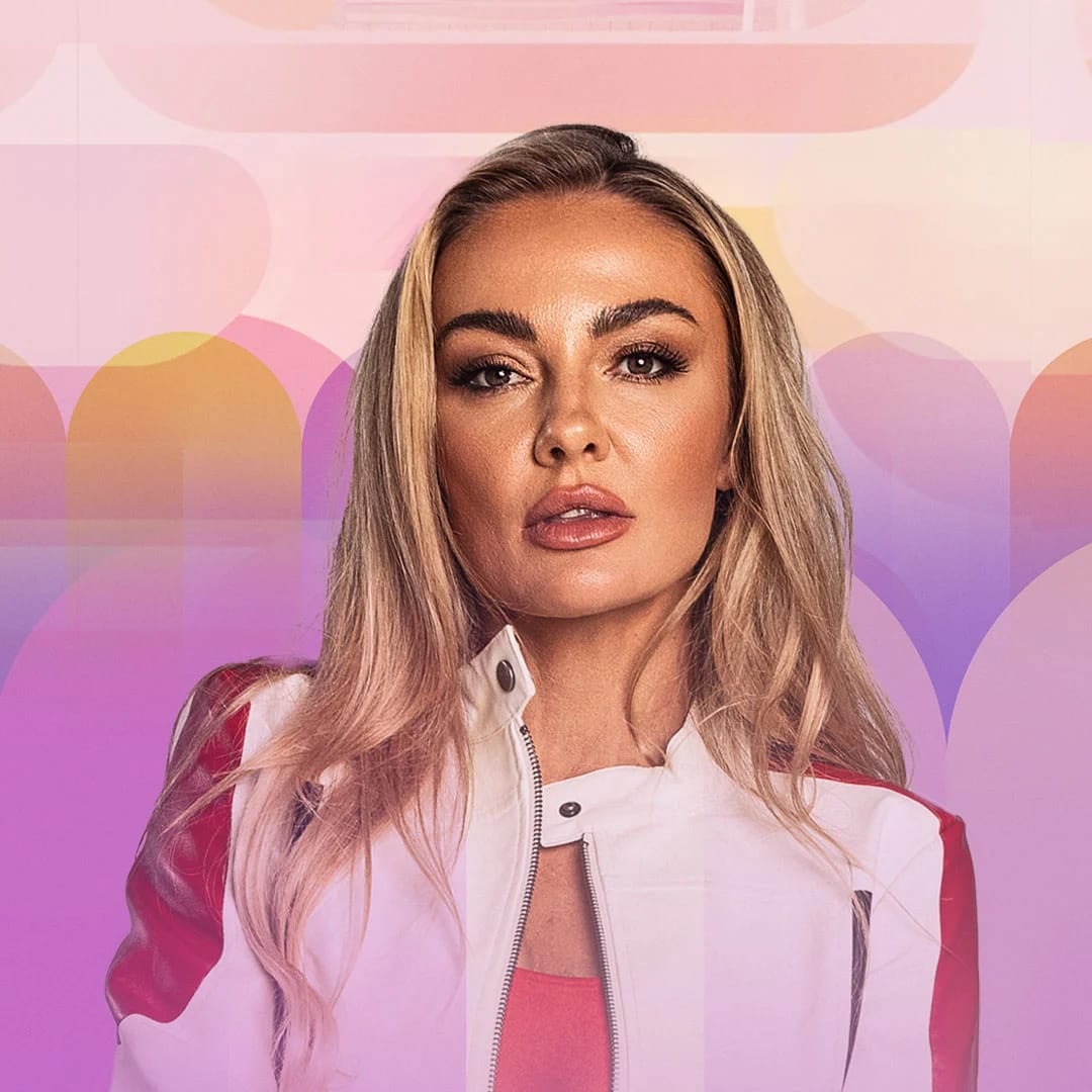 Artist Image - Brooke Evers