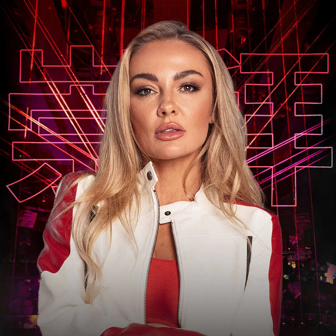 Artist Image - Brooke Evers