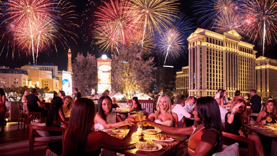 OMNIA Skybar Fireworks